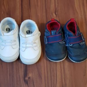 2 infant shoes